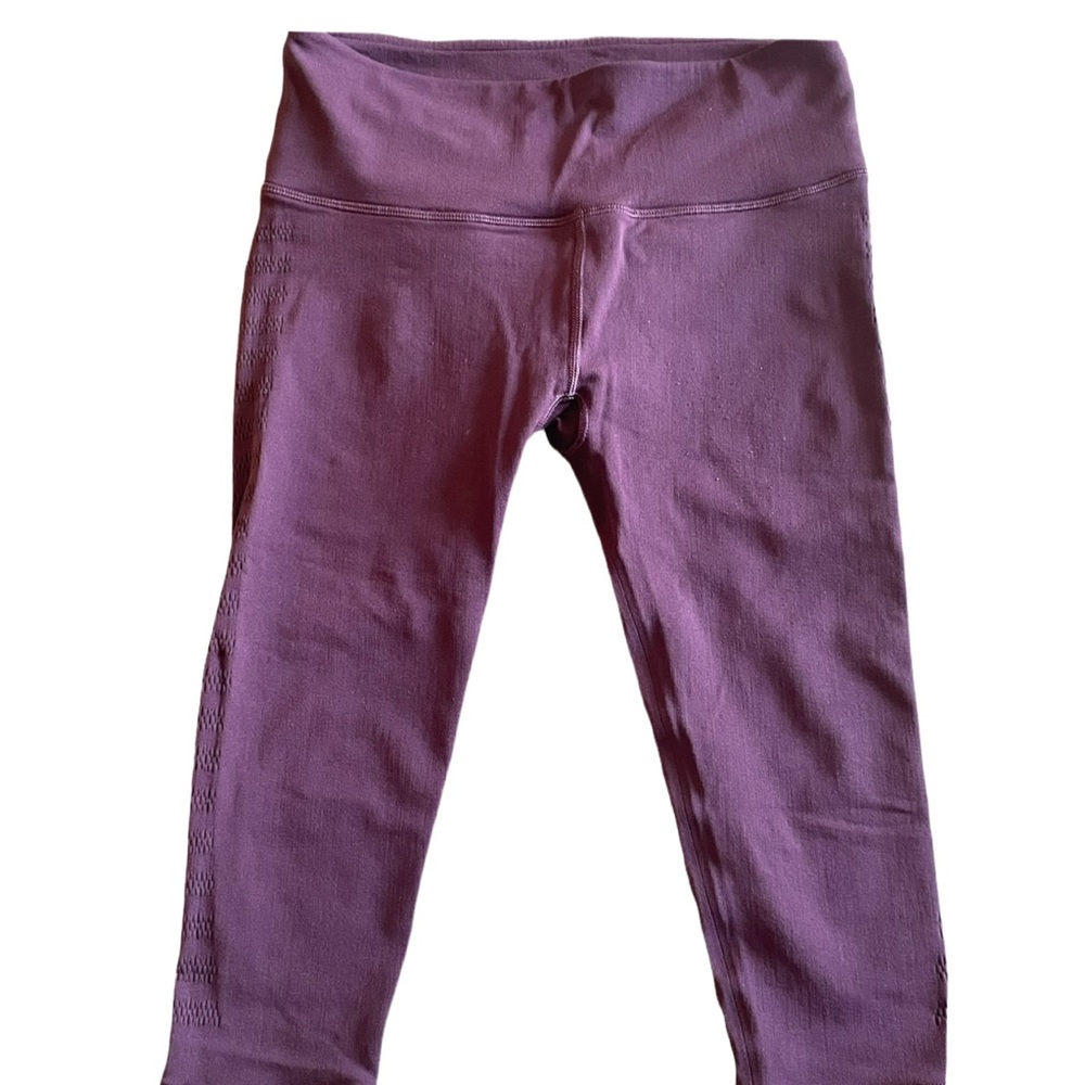 Lululemon purple leggings size 8